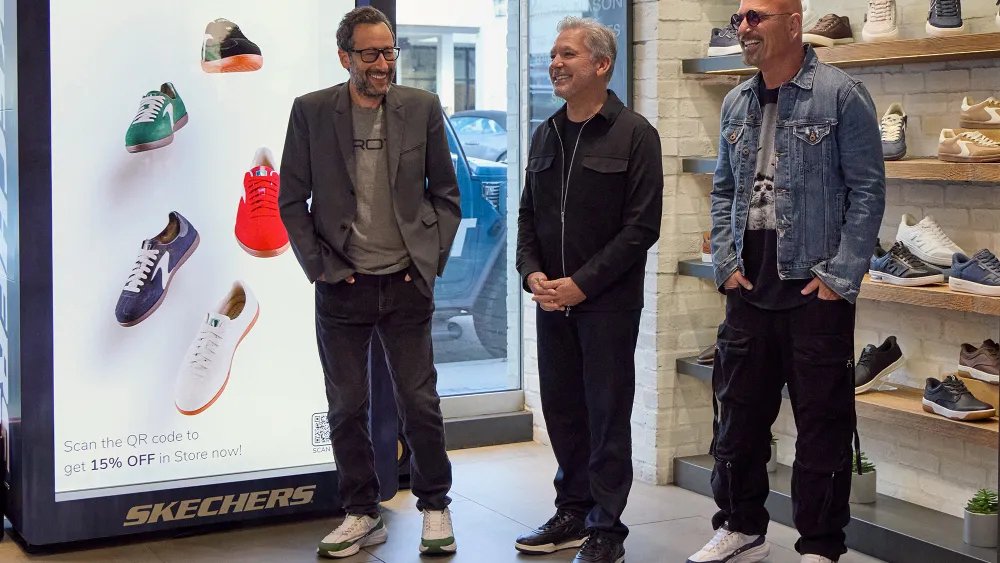 Skechers and Howie Mandel Unveils Immersive Hologram Experience