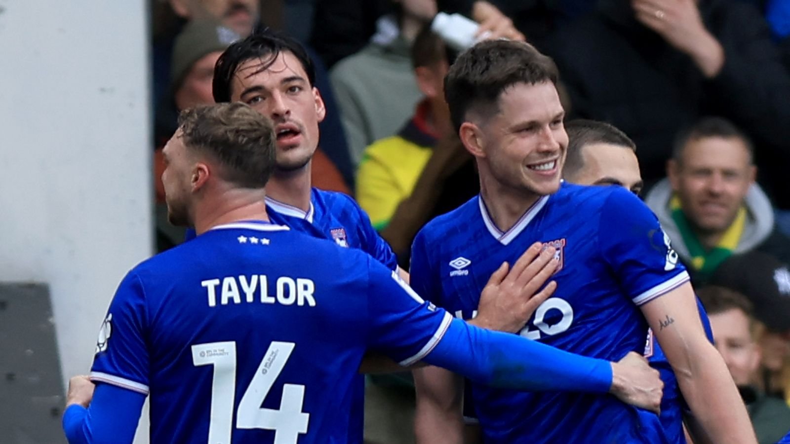 Ipswich double lead at Norwich, Coventry aiming for PL | EFL on Sky LIVE!