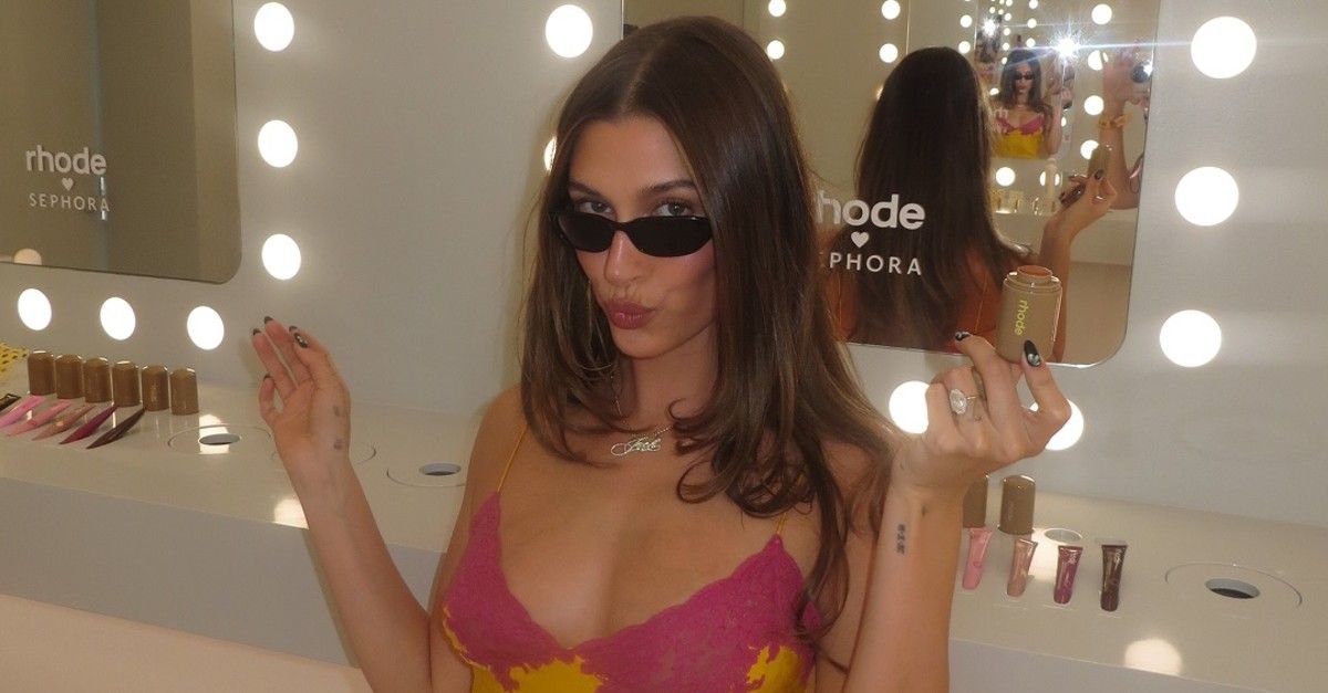 Hailey Bieber’s Coachella Nails Are Chic and Anti-Spring