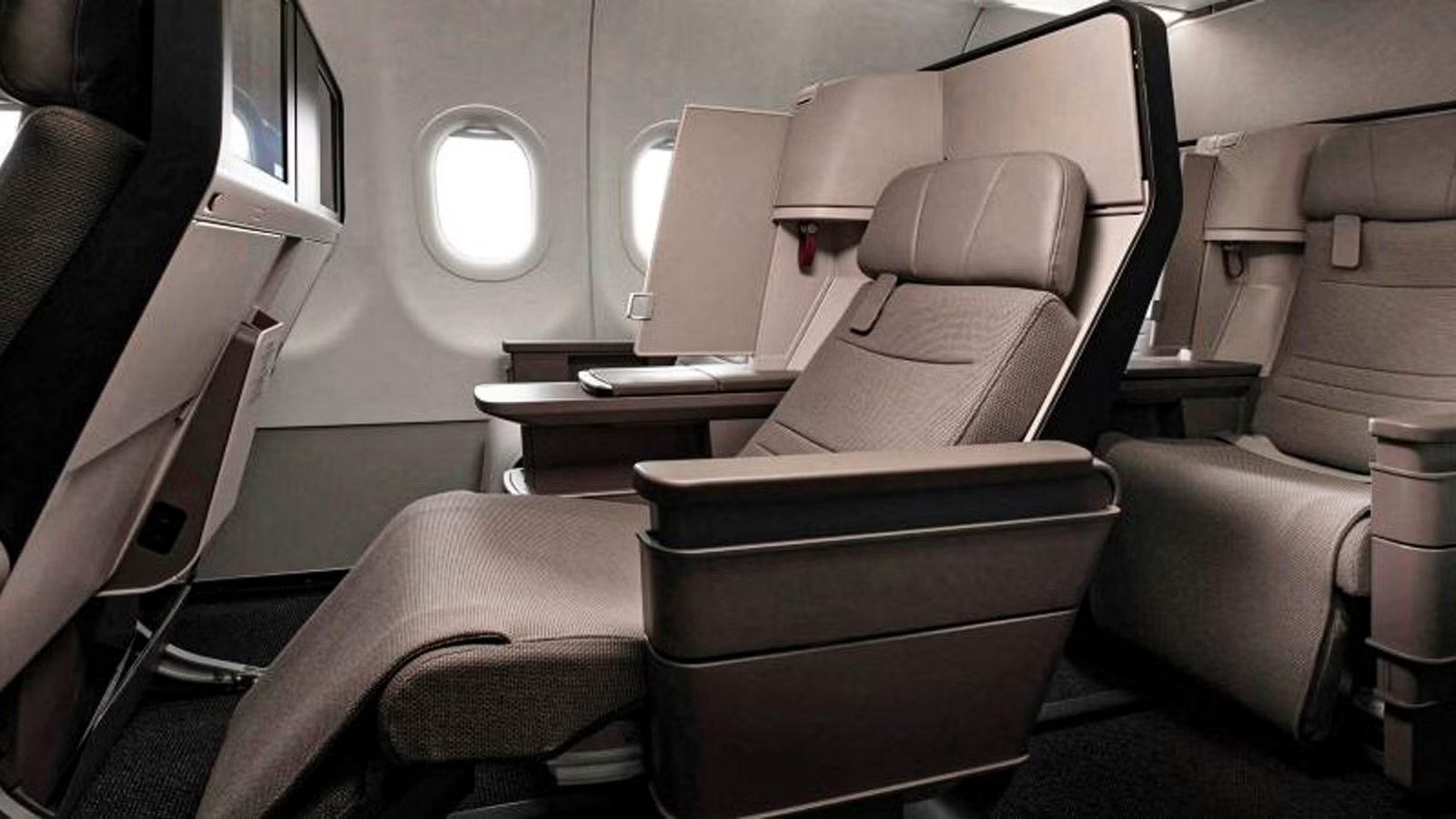 The Airline With The Top Short-Haul Widebody Business Classes In 2026