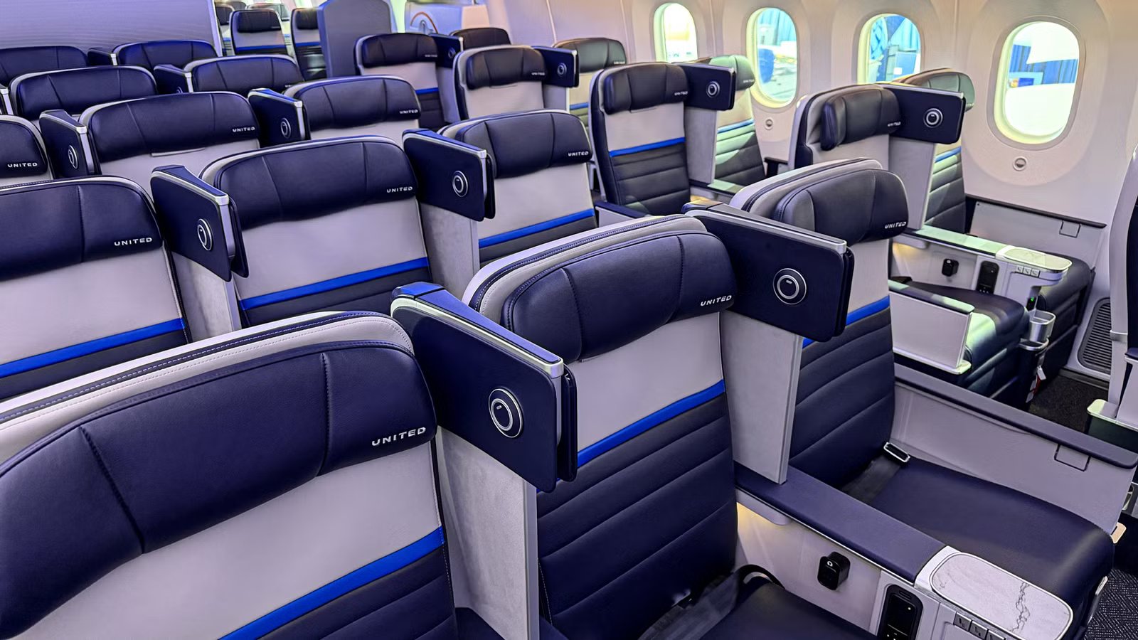 The US Airlines With The Most Premium Economy Seats Per Aircraft In 2026