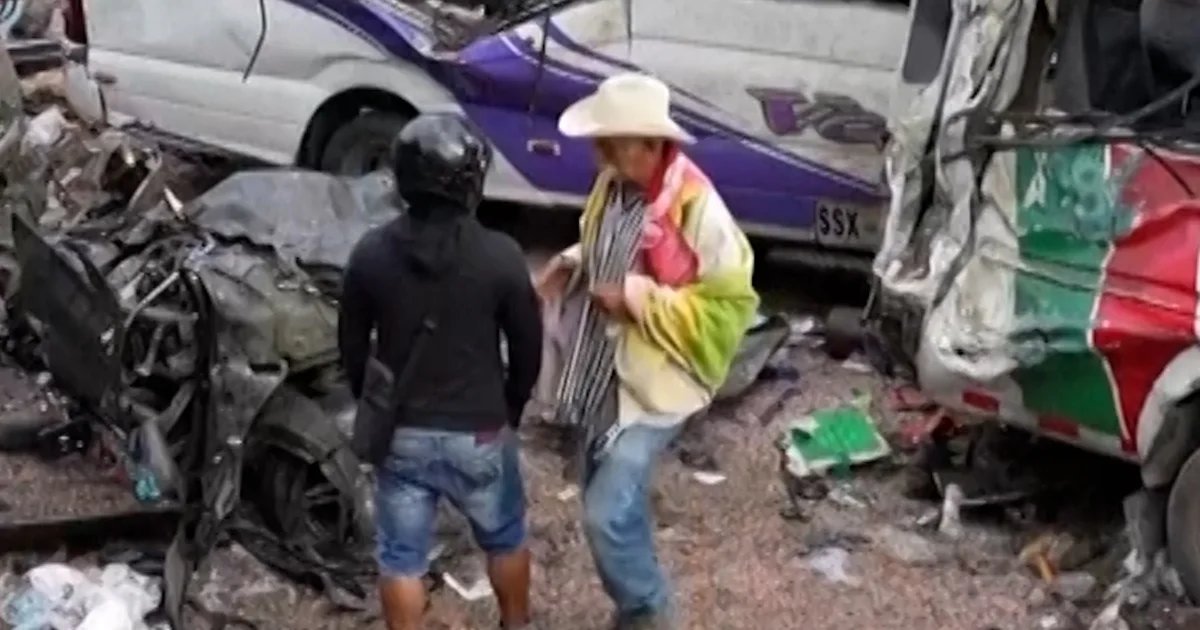 Colombia highway bomb attack kills at least 19