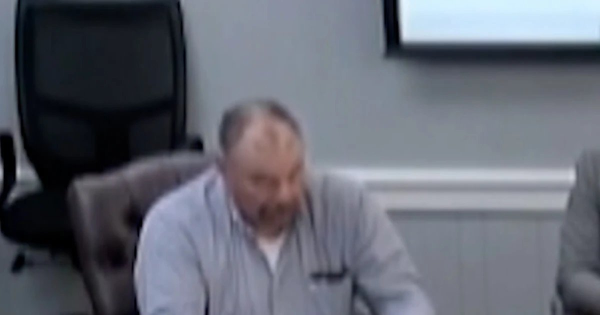 School board member censured for calling student ‘hot’