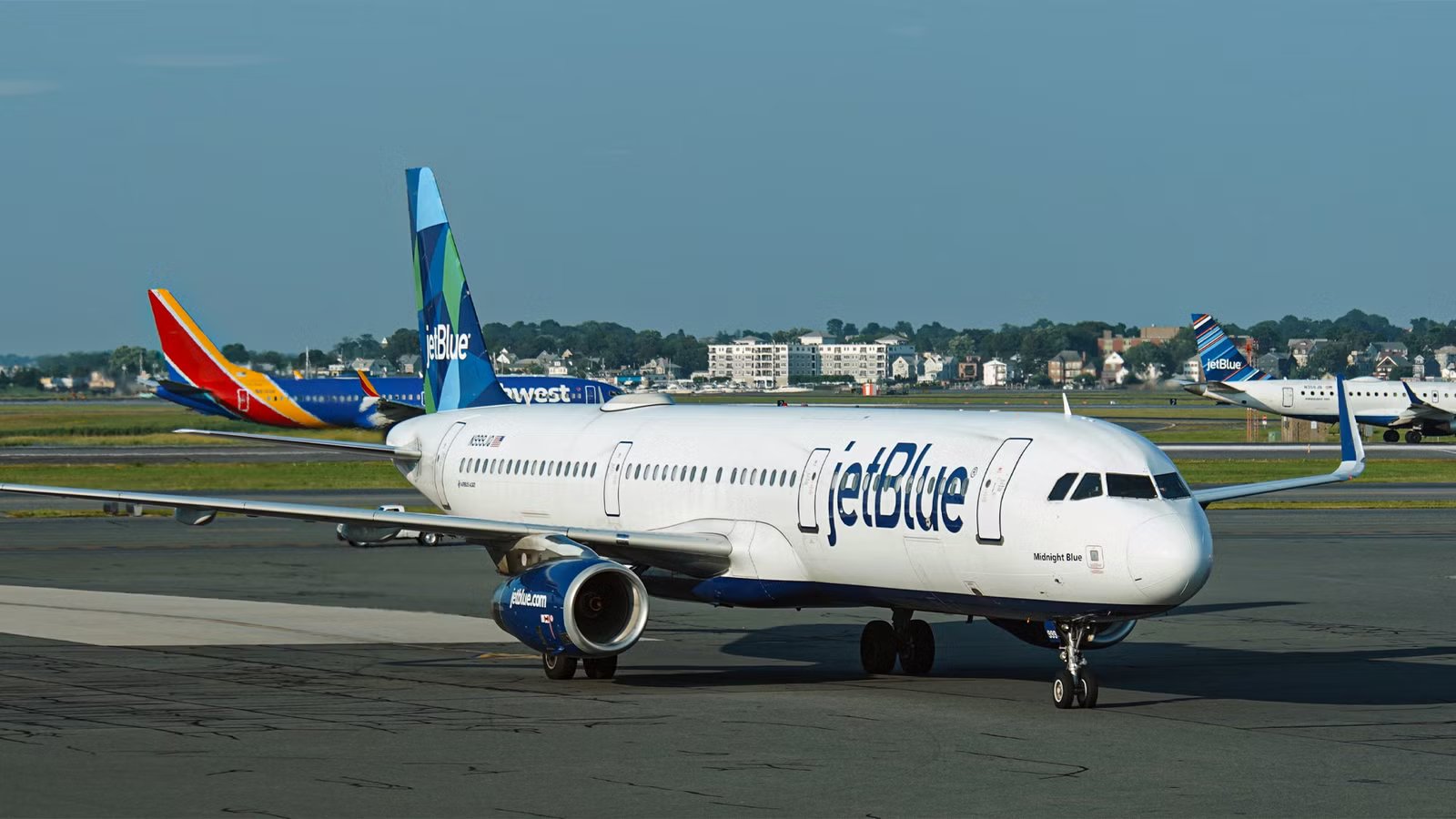 Which US Airline Benefits Most From Buying JetBlue In 2026?