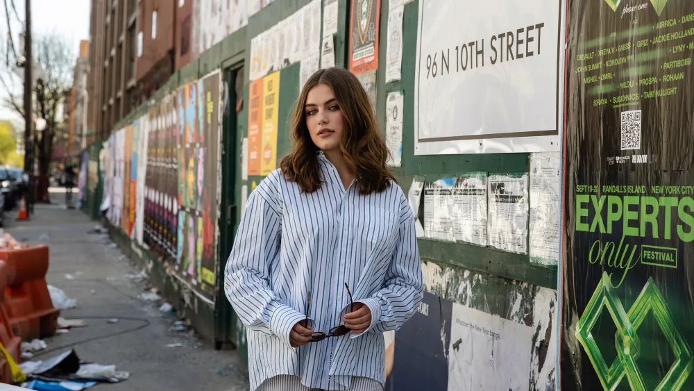 ‘Off Campus’ Star Ella Bright on Bringing Hannah to Life