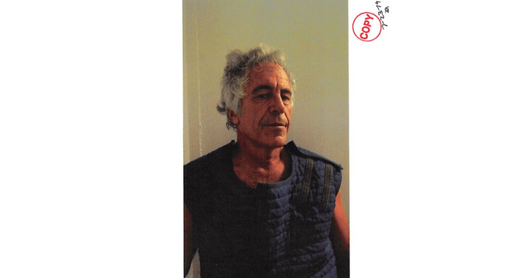Jeffrey Epstein’s Possible Suicide Note Hidden From Public View