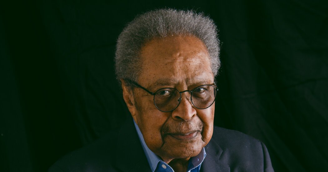 Clarence B. Jones, Who Helped Shape ‘I Have a Dream’ Speech, Dies at 95