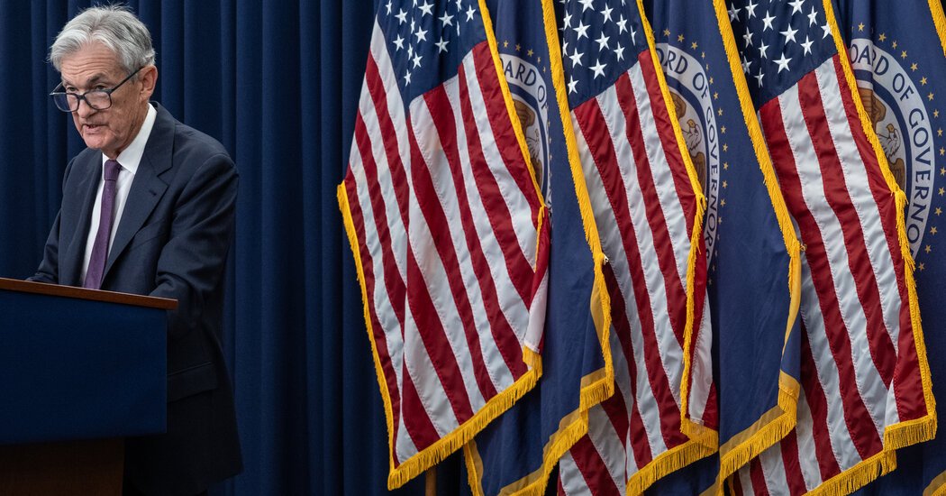 Fed Officials Cite Inflation Concerns in Defending Dissents
