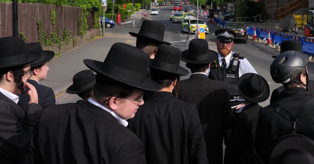 Suspect in UK Stabbing Attack on Jewish Men Faces Third Attempted Murder Charge
