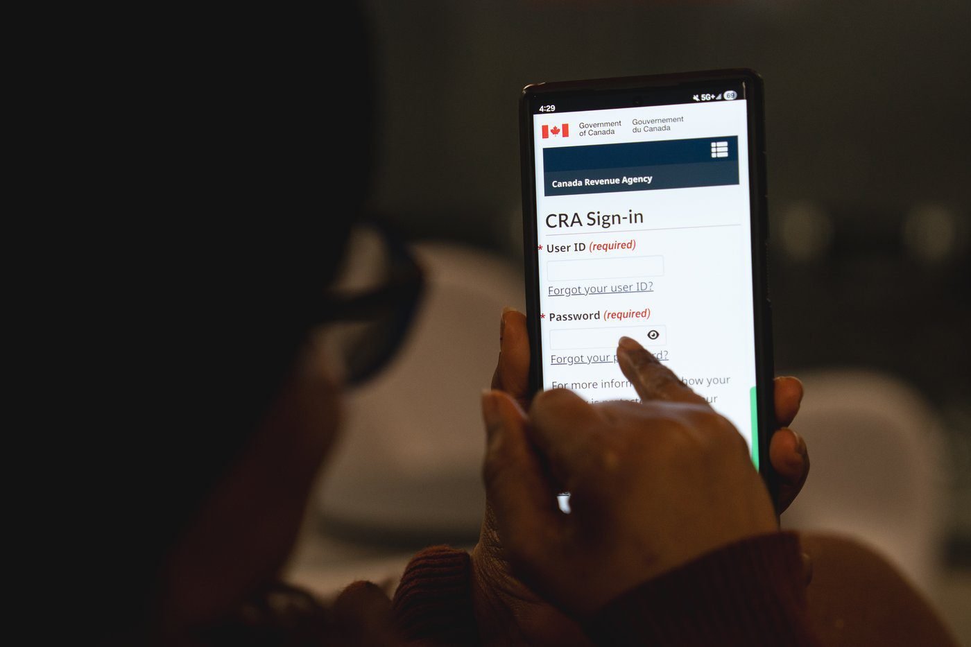More Canadians plan to save or invest tax refund this year: TD survey