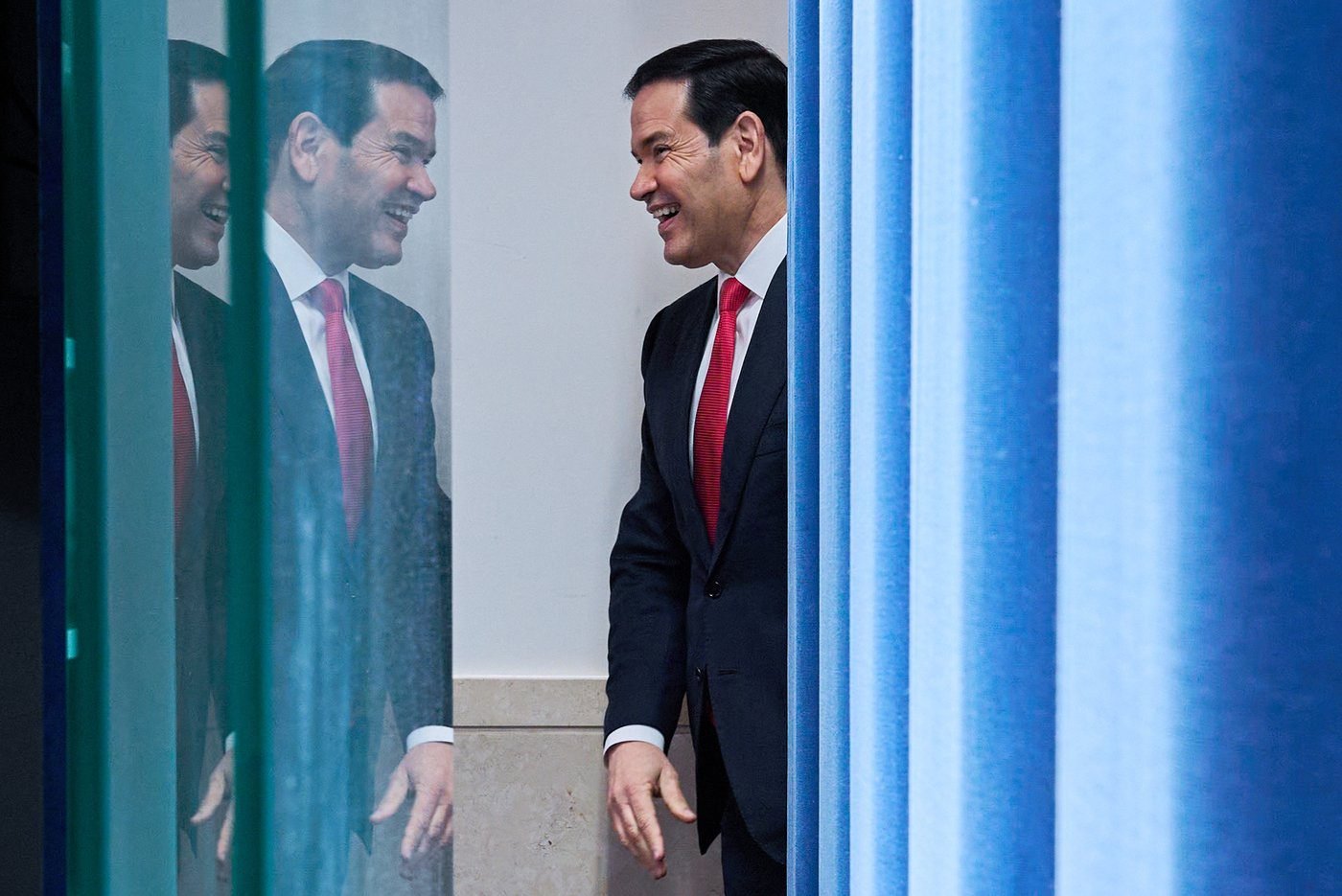 For Vance and Rubio, the road to 2028 takes a turn through the White House briefing room