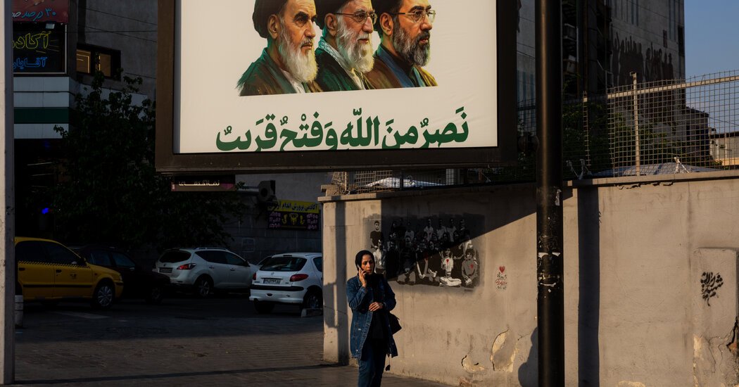 Trump Says U.S. Pausing Efforts to Guide Ships Through Strait Blocked by Iran