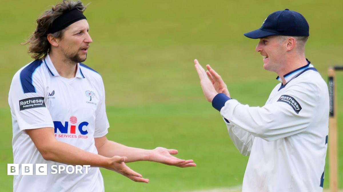 County Championship: Yorkshire beat Surrey by an innings & 127 runs