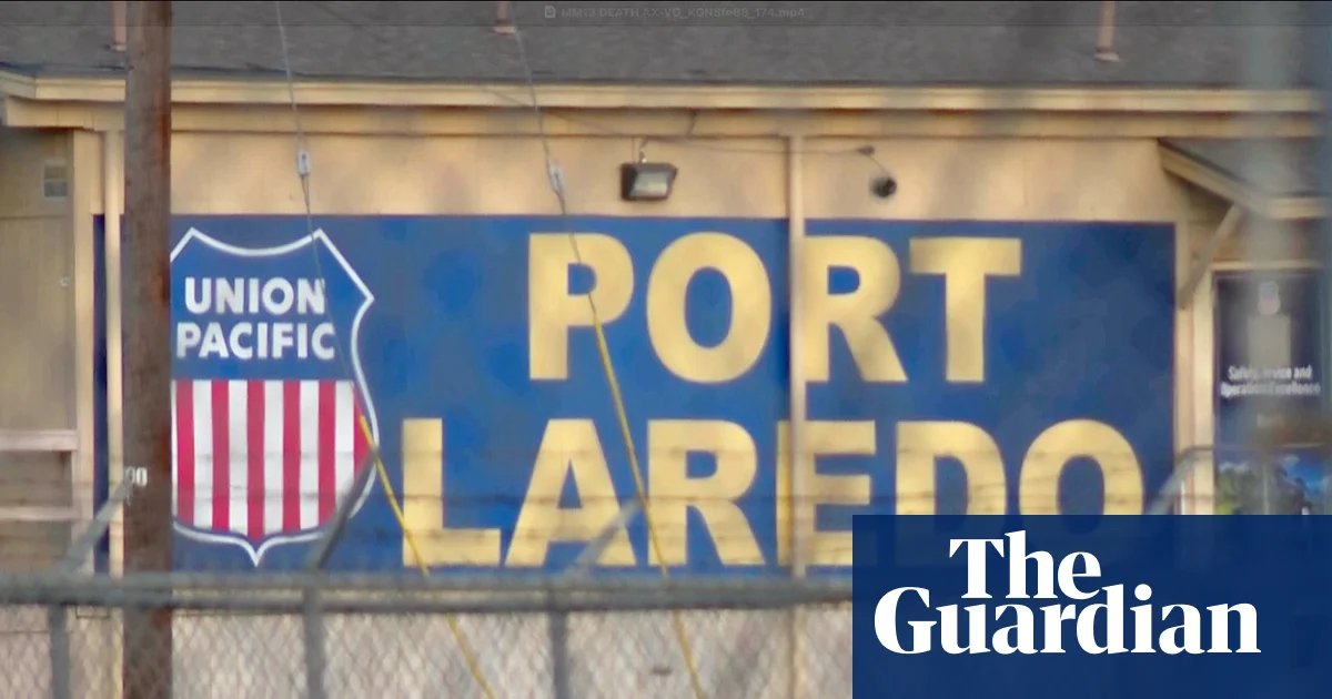 Deaths of at least six people believed to be due to heat inside shipping container in Texas | US-Mexico border