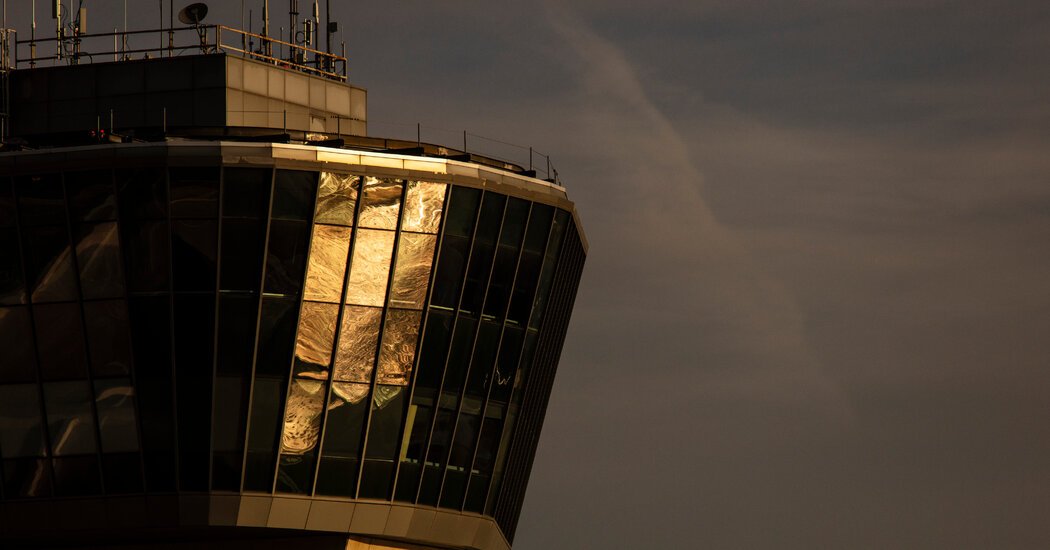 F.A.A. Says Better Scheduling Can Address Air Traffic Control Staffing Issues