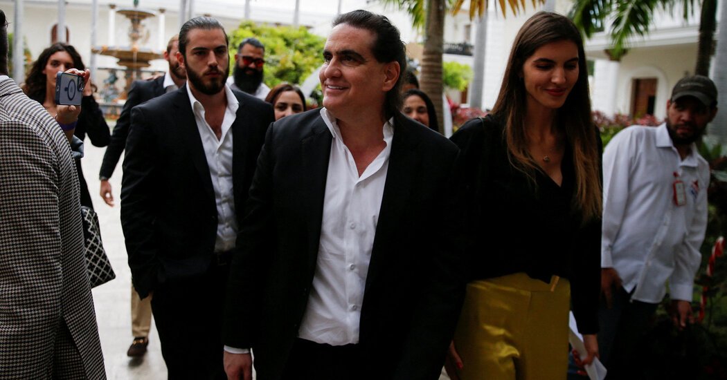 Venezuela Extradites Billionaire Tycoon Alex Saab to U.S.