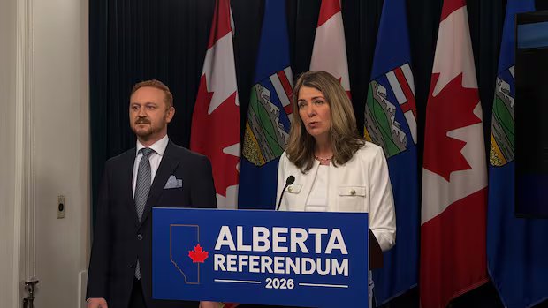 67% of Albertans want party leaders to say how they will vote on independence, CBC News poll suggests