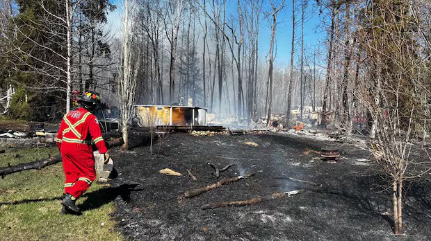 Fire destroys homes in Summer Village of Sandy Beach, prompting local state of emergency
