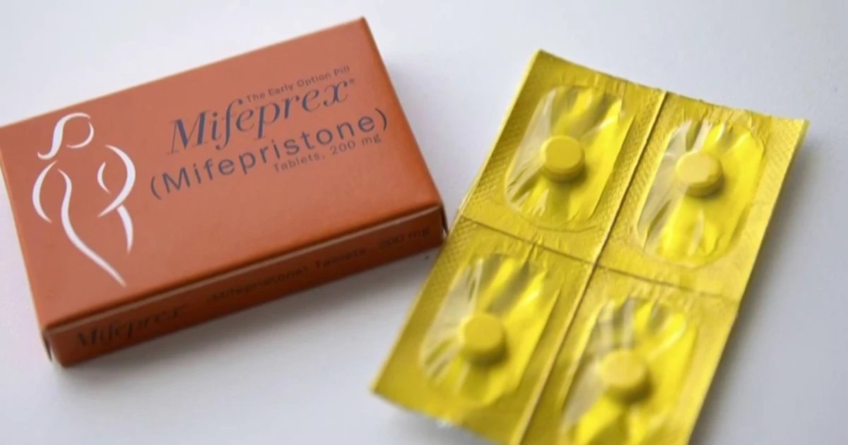 Supreme Court issues temporary pause on order blocking mail access to abortion pill