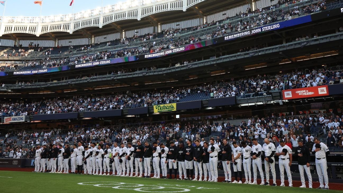 Yankees pay tribute to ‘iconic’ John Sterling during, after win