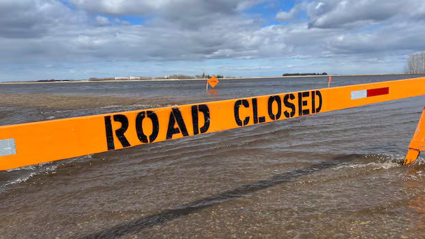 Hundreds of rural roads damaged, closed as spring flooding hits Sask.