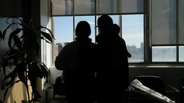 Judge grants stay of deportation to keep Mexican father with his young family in Montreal