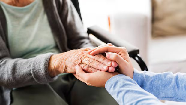 Caregivers in Canada are ‘caught in a vicious cycle,’ new report finds