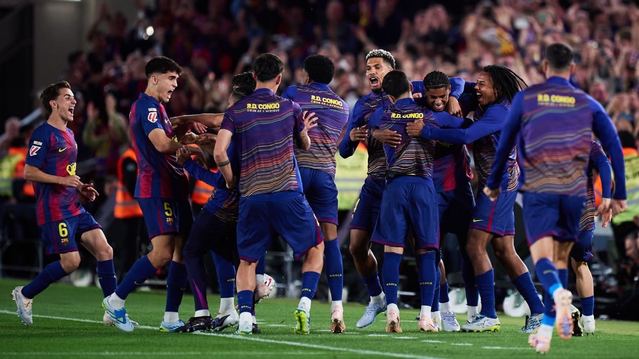 Barcelona win second straight LaLiga title after El Clásico victory