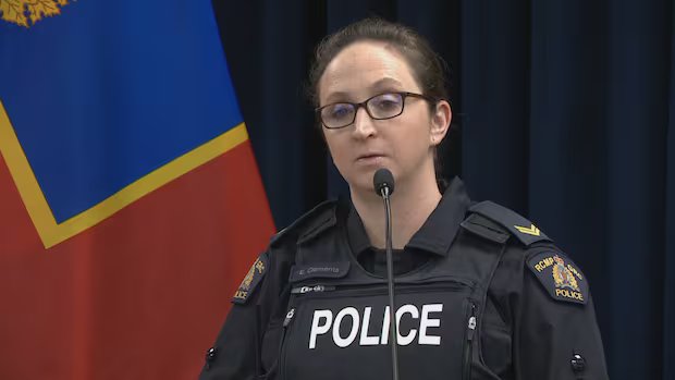 Ohio man charged with online luring of Manitoba girl, 10