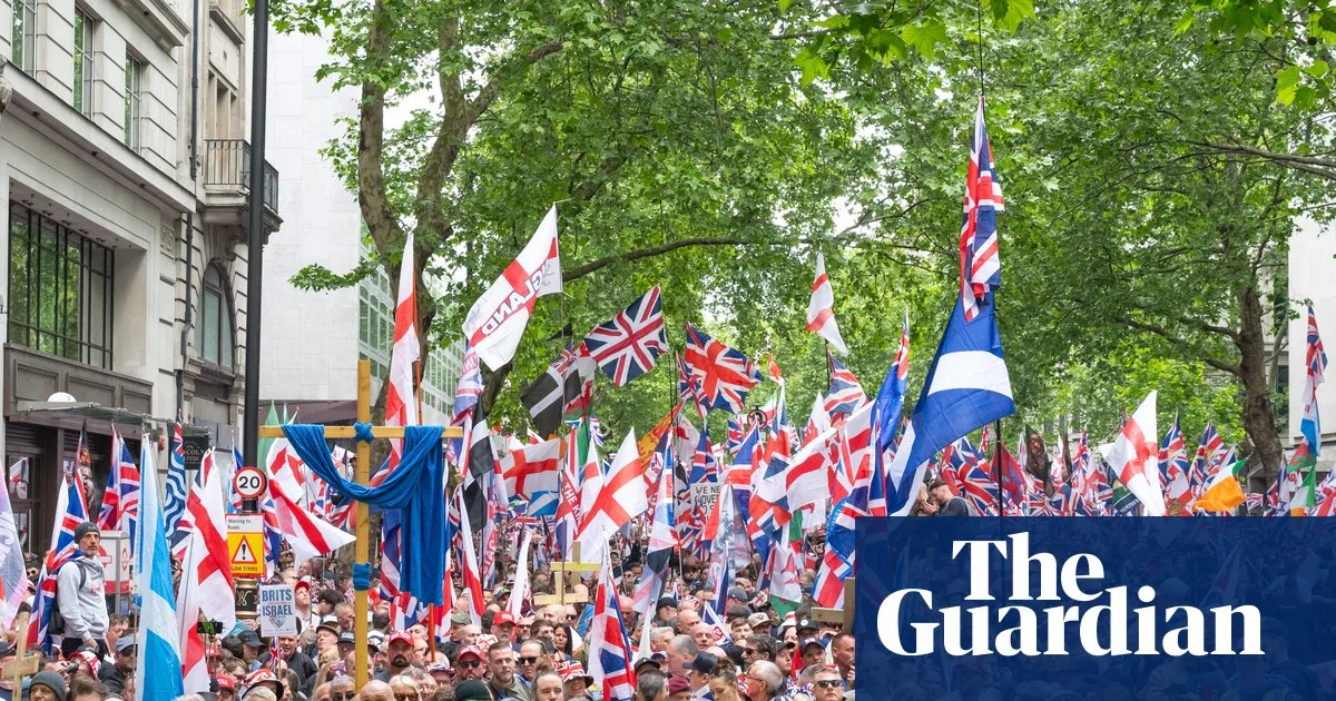 Met arrests 43 people at Unite the Kingdom rally and pro-Palestine march | UK news