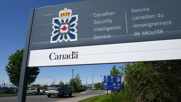 Federal officials on the defensive as momentum grows against lawful access bill