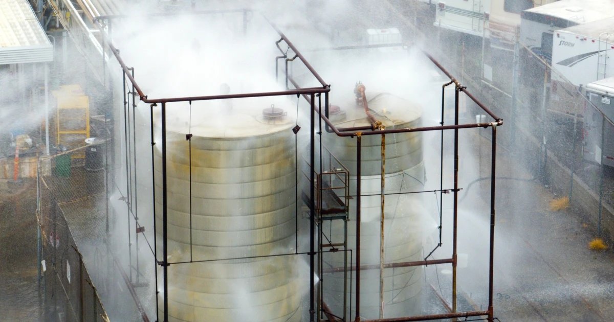 Officials Monitor Chemical Tank in California for Potential Explosion