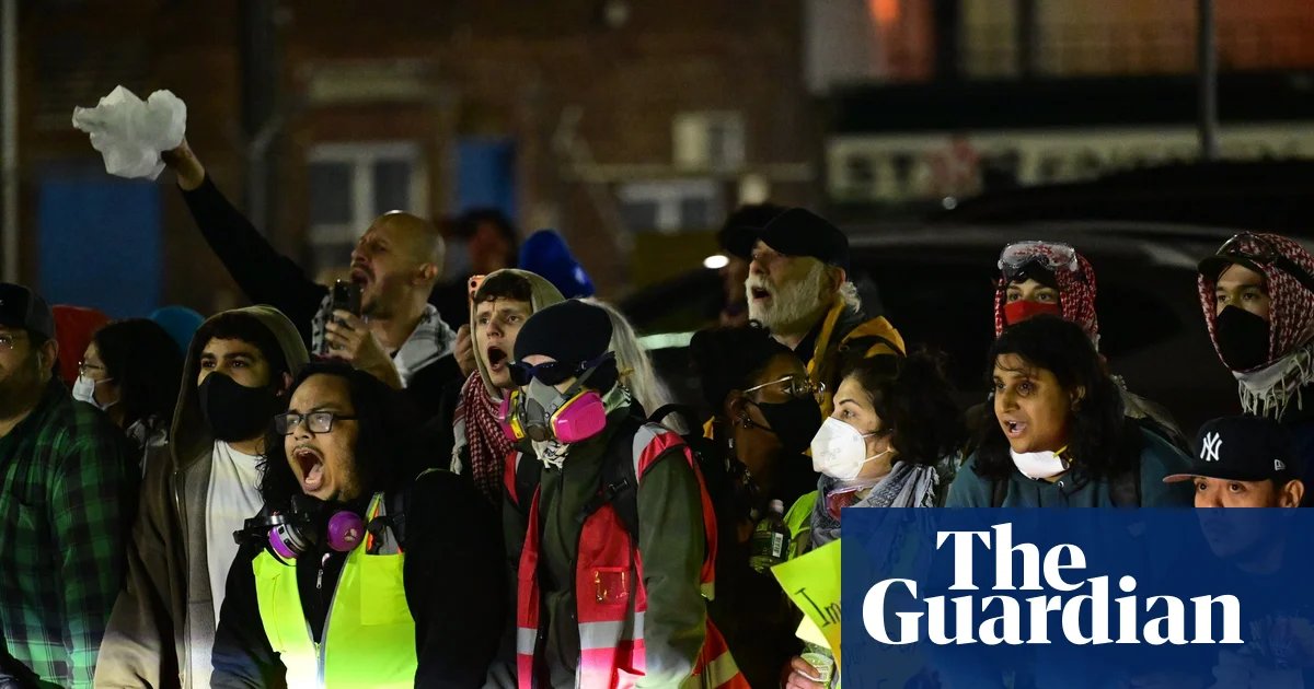 Protesters clash with ICE agents outside New Jersey detention center | New Jersey