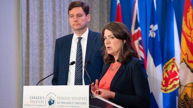 Alberta separation referendum, pipeline tensions loom over western premiers’ meeting