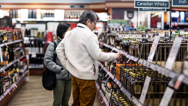 Report recommends warning labels on booze as B.C. alcohol use above national levels