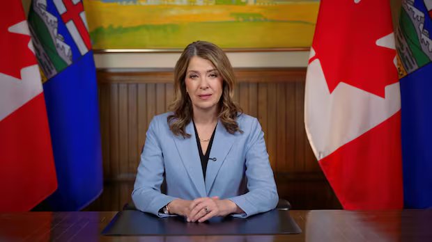 Danielle Smith contradicts United Conservative party president on separatism