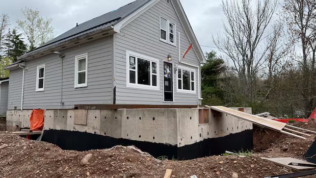 Colchester couple say they’re on verge of bankruptcy after incomplete renovation