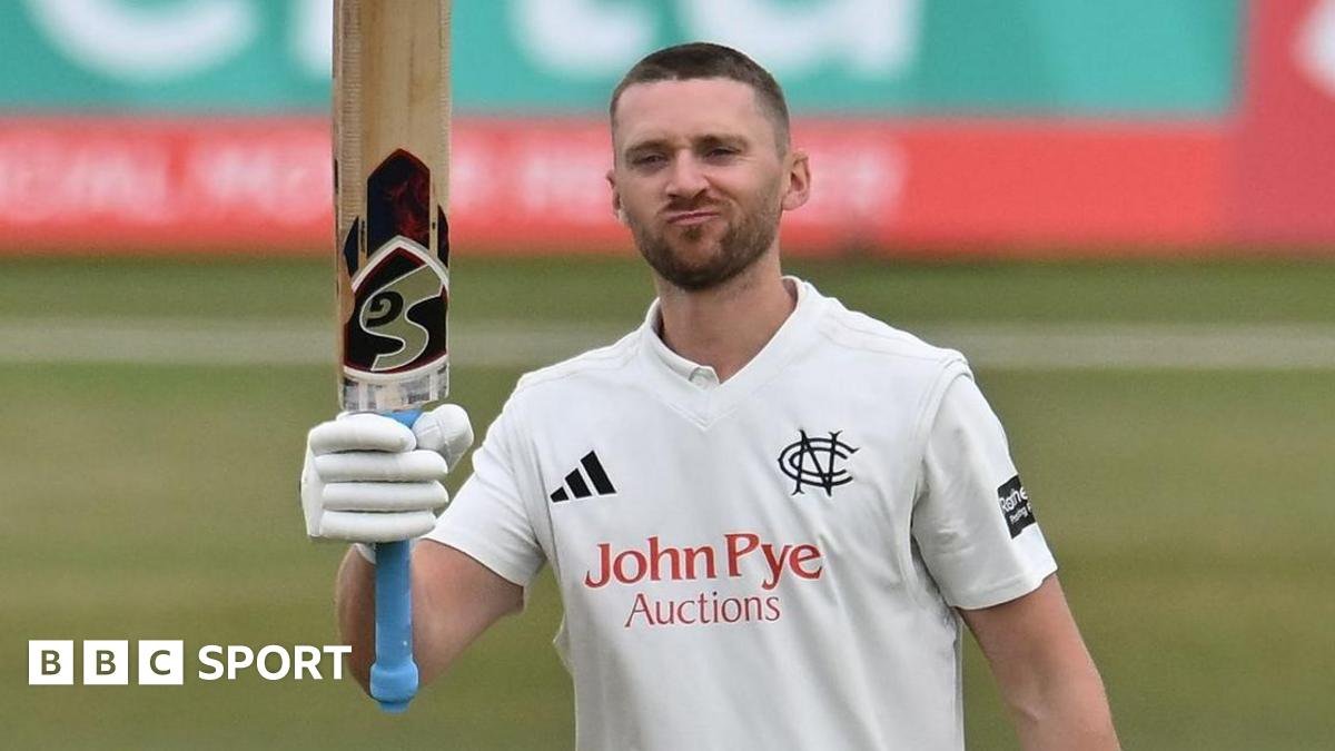 County Championship: Joe Clarke hits century for Nottinghamshire against Surrey