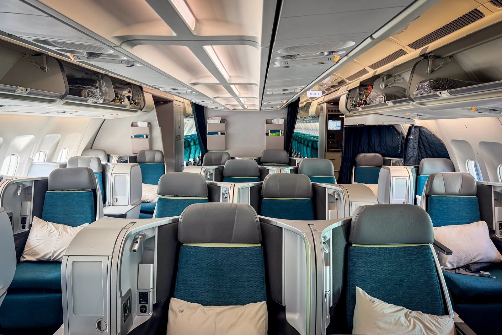 Aer Lingus business class aboard the Airbus A330