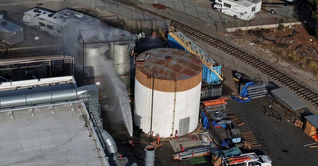 Live Updates: Toxic Explosion Feared at California Chemical Plant