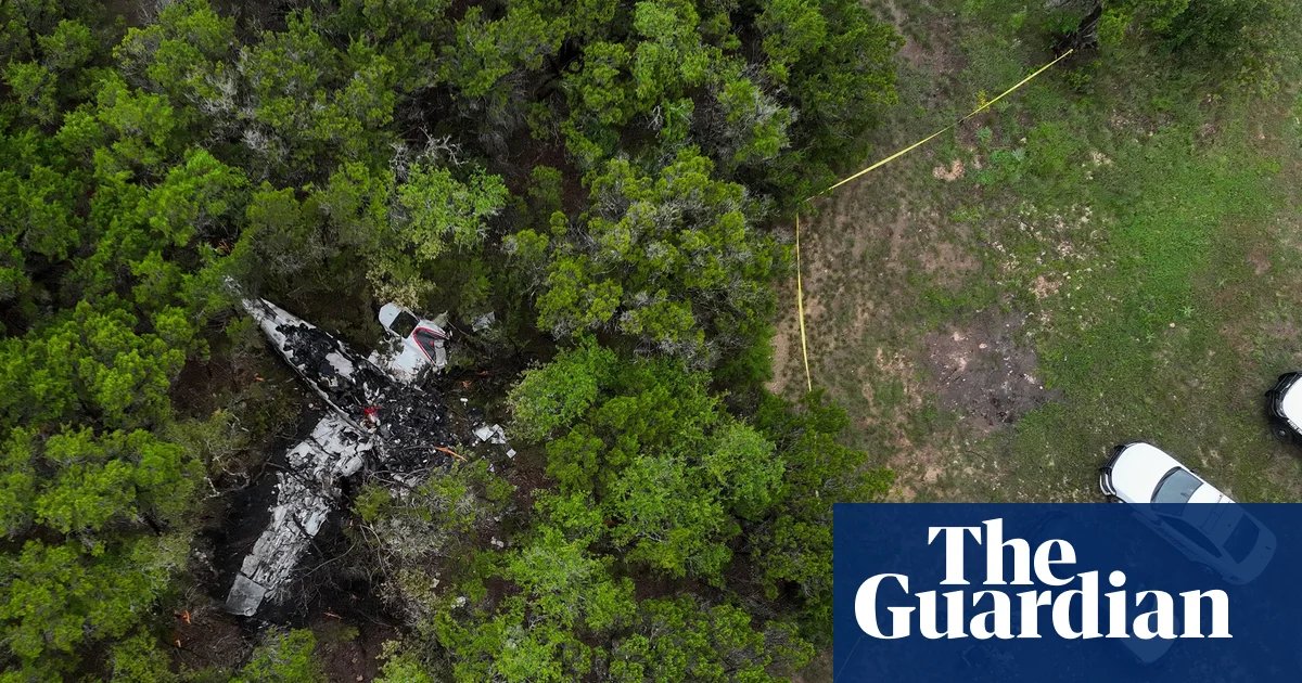 Small plane crash in Texas Hill Country leaves five dead | Texas