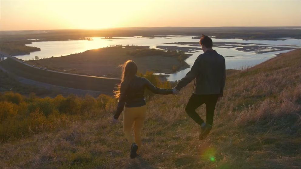 WATCH:  New dating trend turning errands into romance