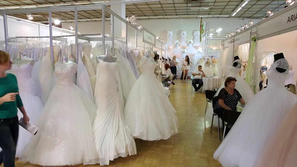 WATCH:  Bridal industry adapts as GLP-1 weight loss drugs alter dress fittings