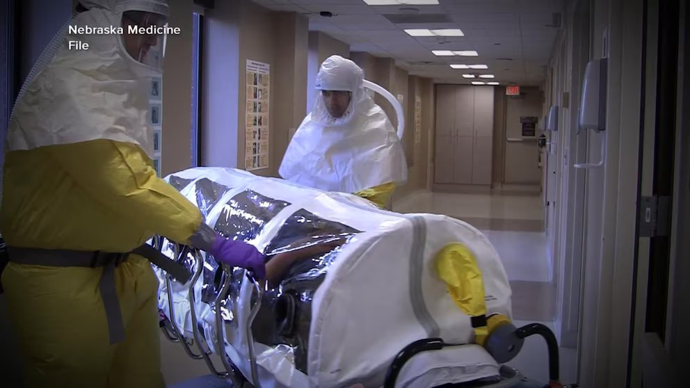 WATCH:  1 American positive for hantavirus, another symptomatic, HHS says