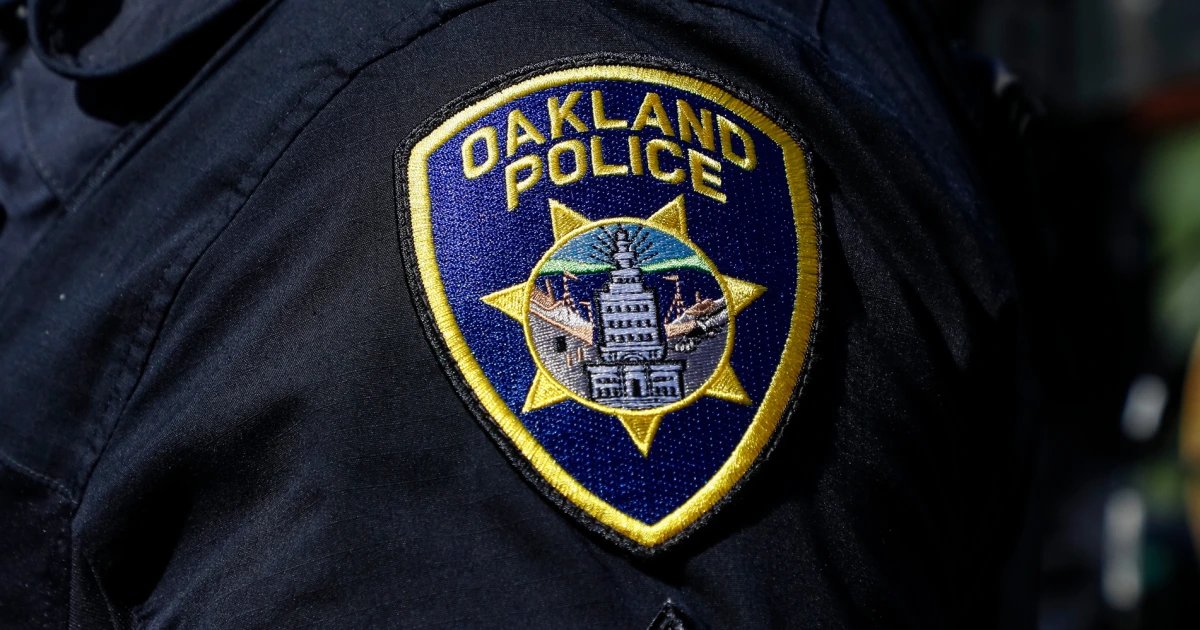 3 people killed, several others injured after driver crashes into crowd in Oakland, California