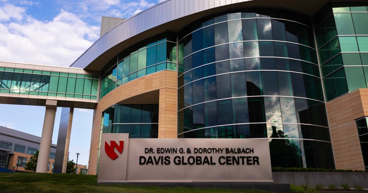 N.Y. man who was on hantavirus cruise ship says Nebraska isolation center feels like ‘prison’