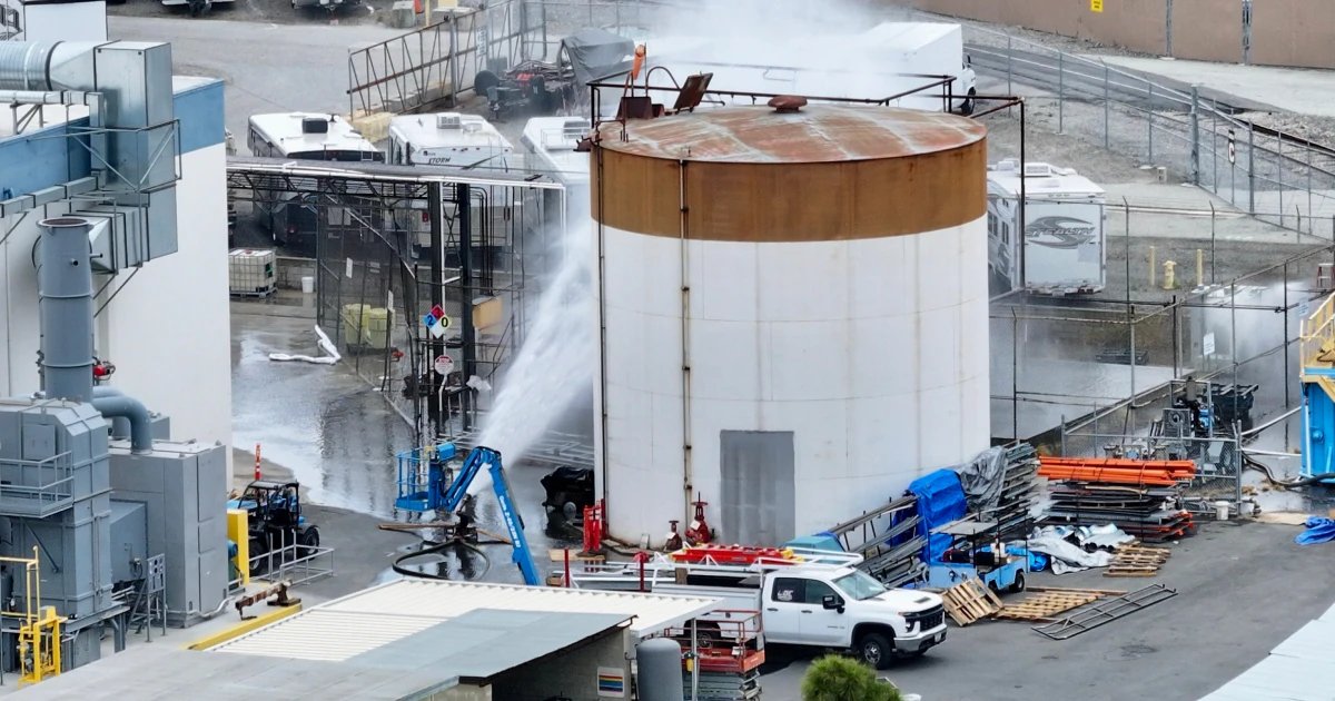 40,000 Southern Californians ordered to evacuate amid threat of chemical explosion