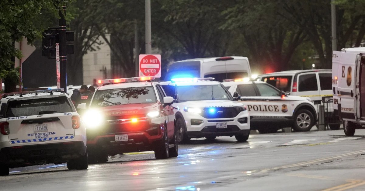 At least 2 people shot near the White House, including a possible suspect, officials say