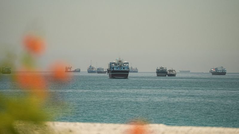 US crude futures fall over 6% on report of possible Strait of Hormuz reopening