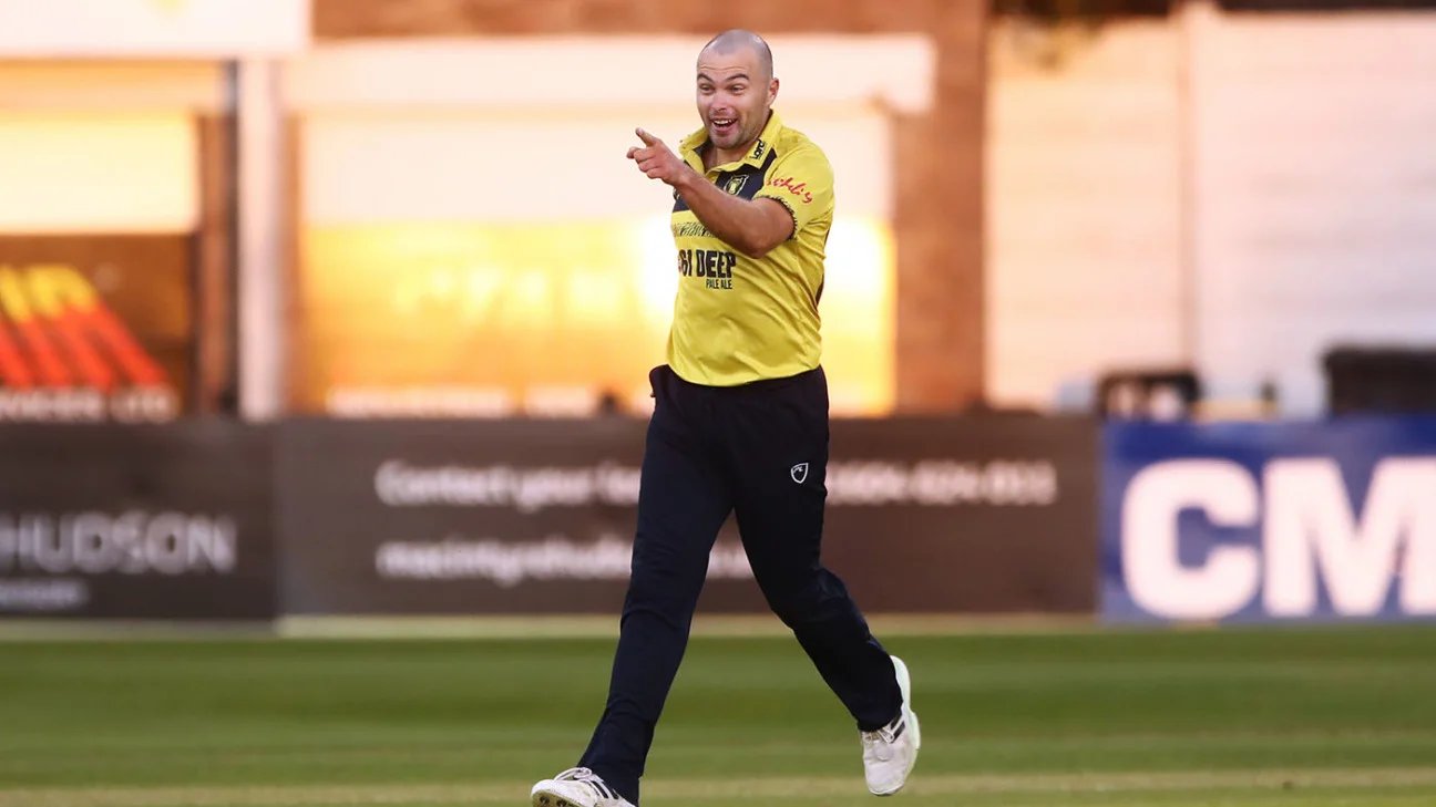 Vitality Blast – Kent recruit wristspinner Jake Lintott on loan until end of Blast